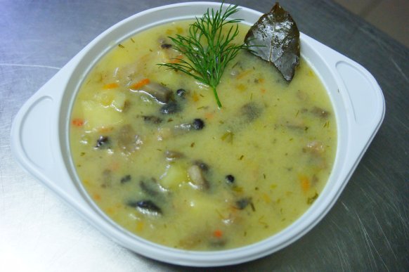 Zupa pieczarkowa