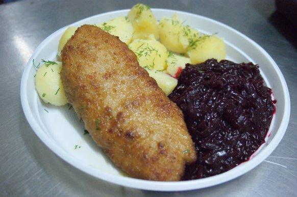 Kotlet mielony z dodatkami