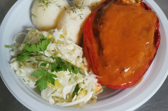 Papryka faszerowana mięsem